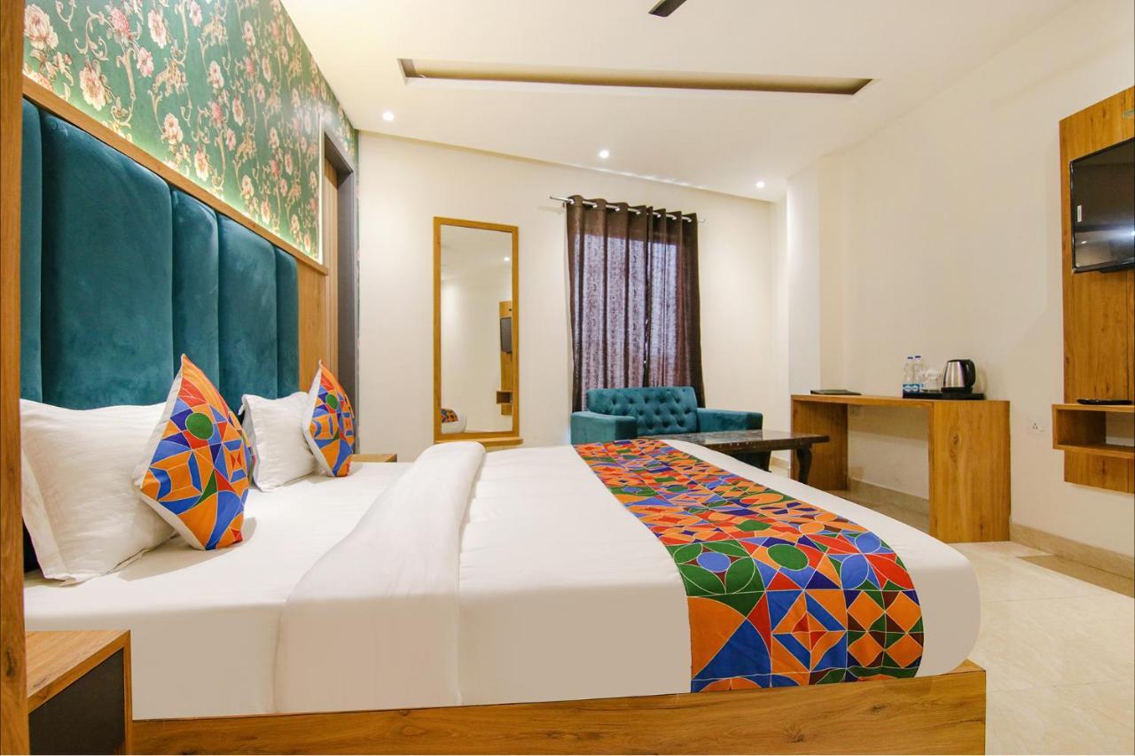 Fabhotel Prime Taj Castle Amritsar Esterno foto