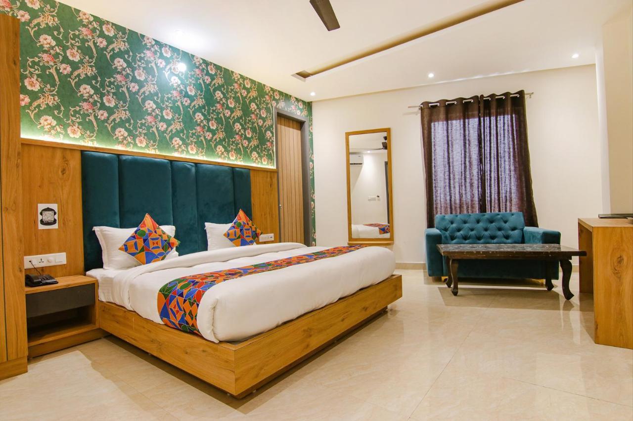 Fabhotel Prime Taj Castle Amritsar Esterno foto