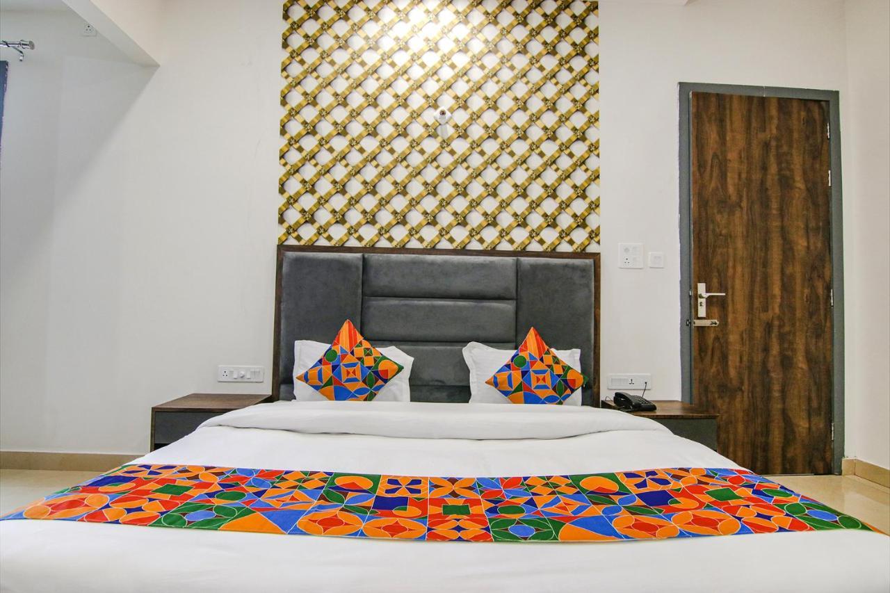 Fabhotel Prime Taj Castle Amritsar Esterno foto