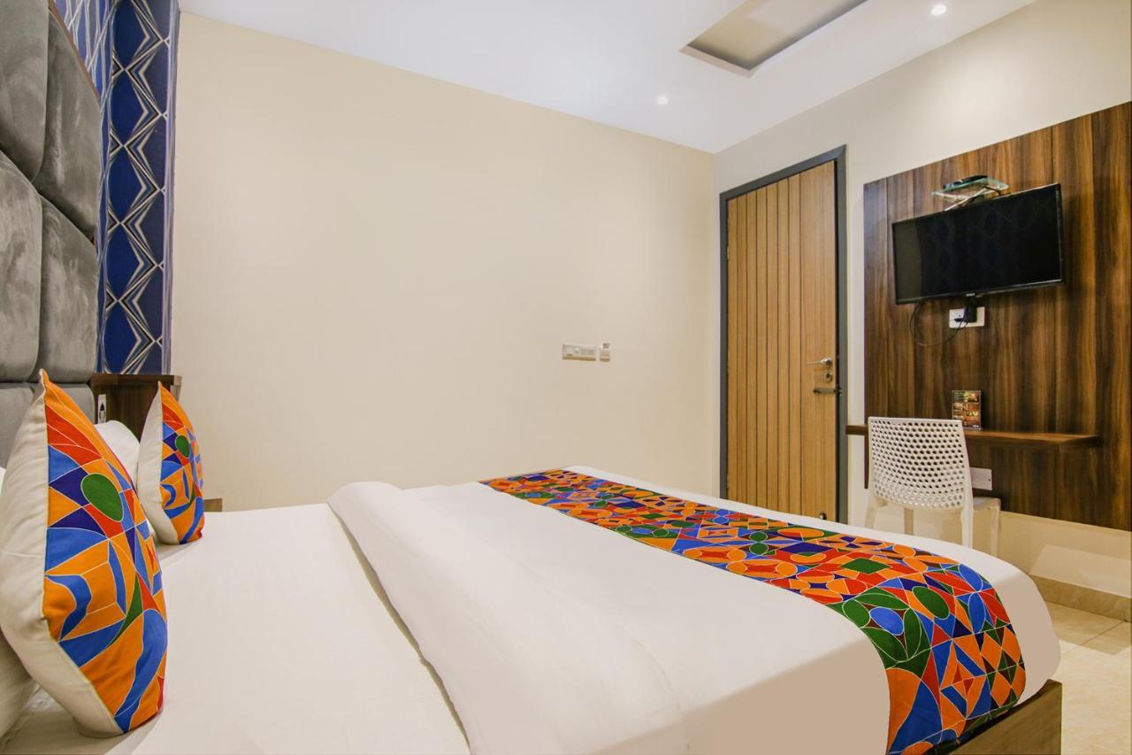 Fabhotel Prime Taj Castle Amritsar Esterno foto