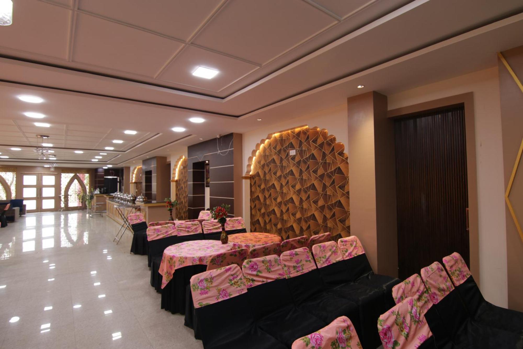 Fabhotel Prime Taj Castle Amritsar Esterno foto